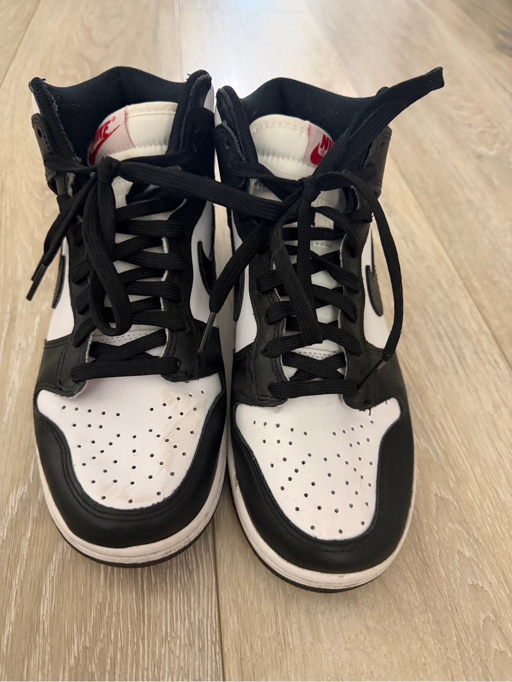Nike Black and White Panda 
Dunk High Retro size 7